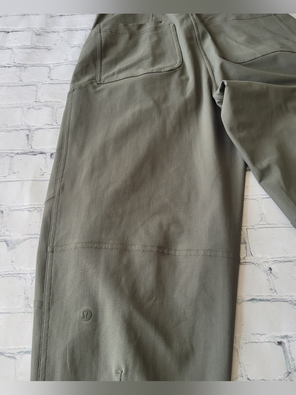 lululemon Athletica Green Cropped Warpstreme Zip-Front Jumpsuit size 4 - Picture 14 of 16